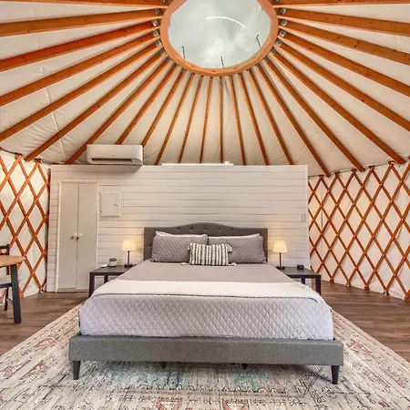 Villa Ot 3515A Texas Yurt Haus Armadillo